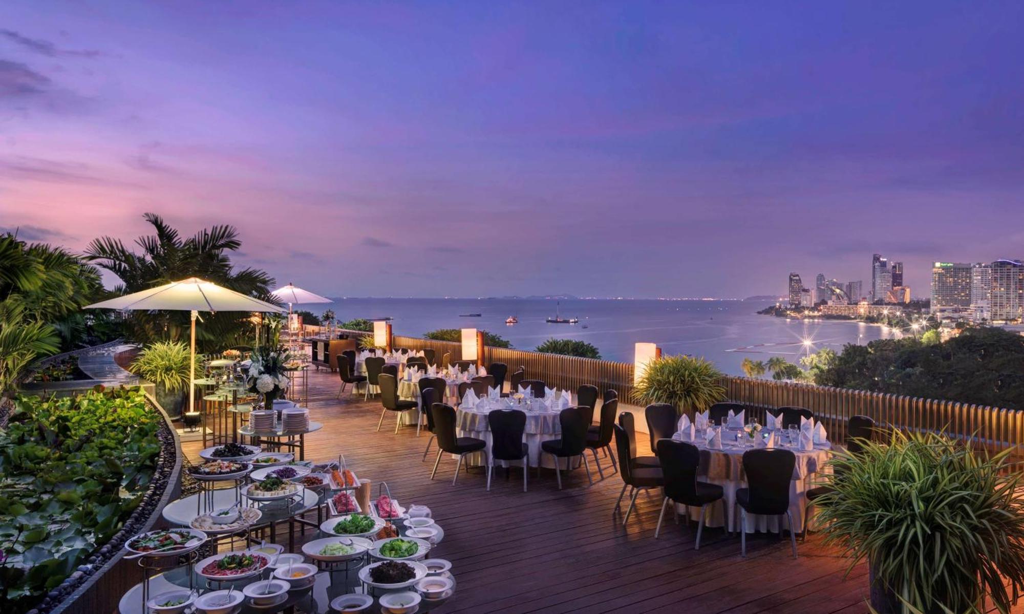 Hotel Hilton Pattaya Exterior foto